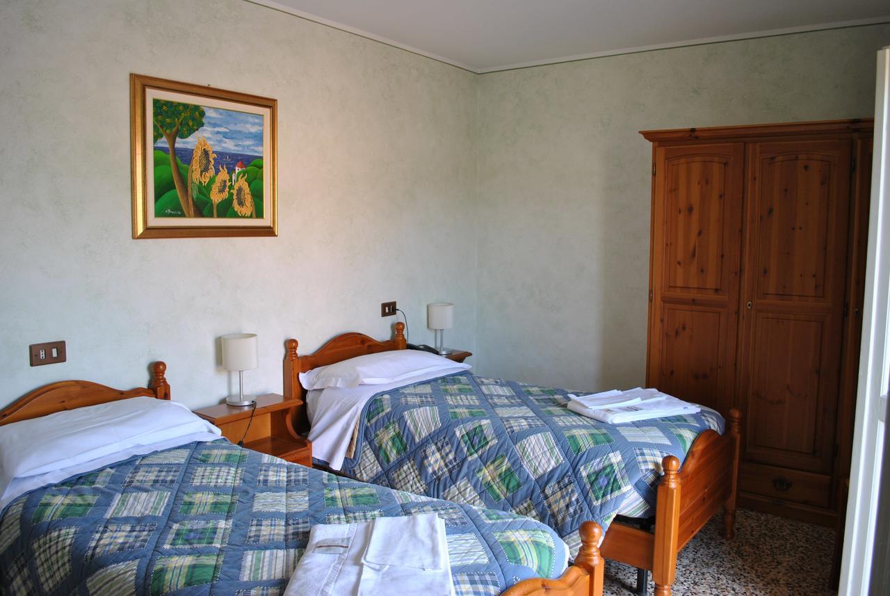 La Lanterna Di Guiglia Hotel Kültér fotó